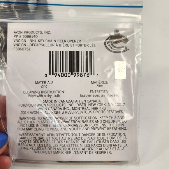 NHL Vancouver Canucks Heart Bracelets x 2 and Bottle Opener Bundle Avon - Picture 3 of 10